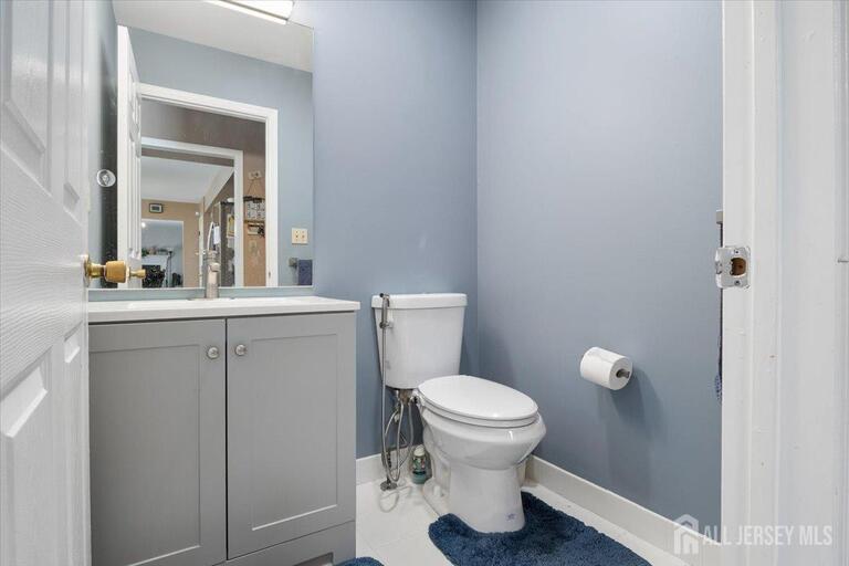Photo 16 of 8 Piluso Way, Piscataway NJ 08854, Piscataway, NJ