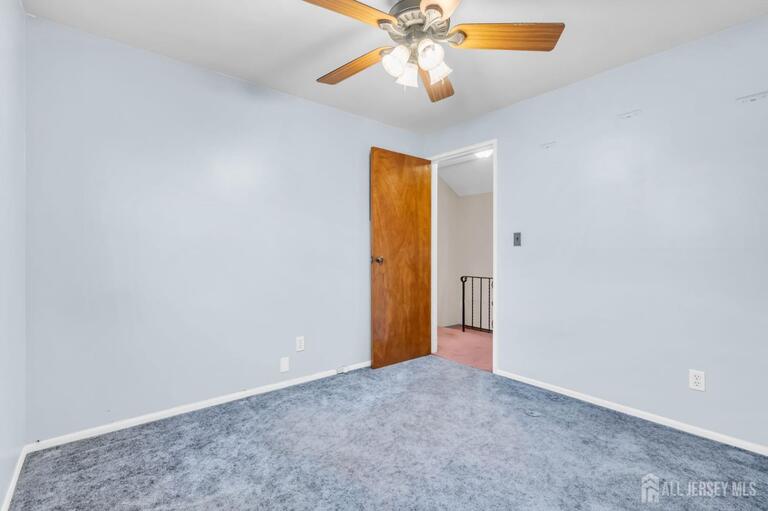 Photo 31 of 140 Camelot Drive, Port Reading NJ 07064, Port Reading, NJ