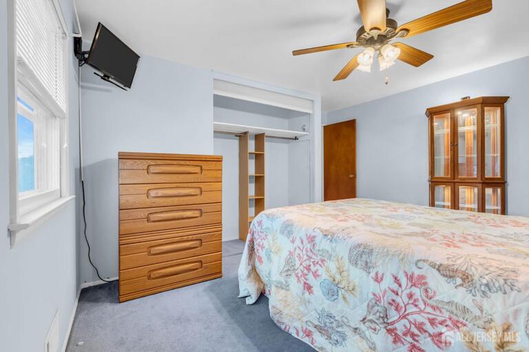 Photo 29 of 140 Camelot Drive, Port Reading NJ 07064, Port Reading, NJ