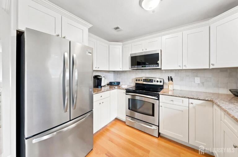 Photo 15 of 433 Andover Drive # A, Jamesburg NJ 08831, Jamesburg, NJ