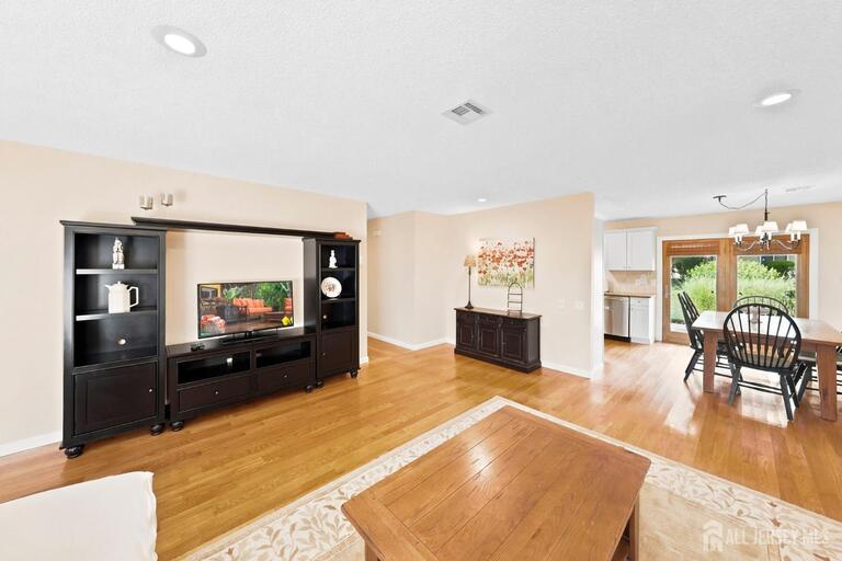 Photo 8 of 433 Andover Drive # A, Jamesburg NJ 08831, Jamesburg, NJ