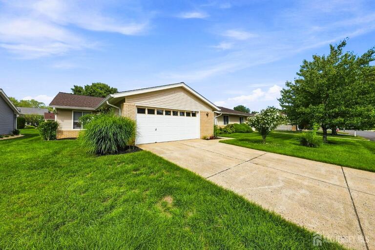 Photo 2 of 433 Andover Drive # A, Jamesburg NJ 08831, Jamesburg, NJ
