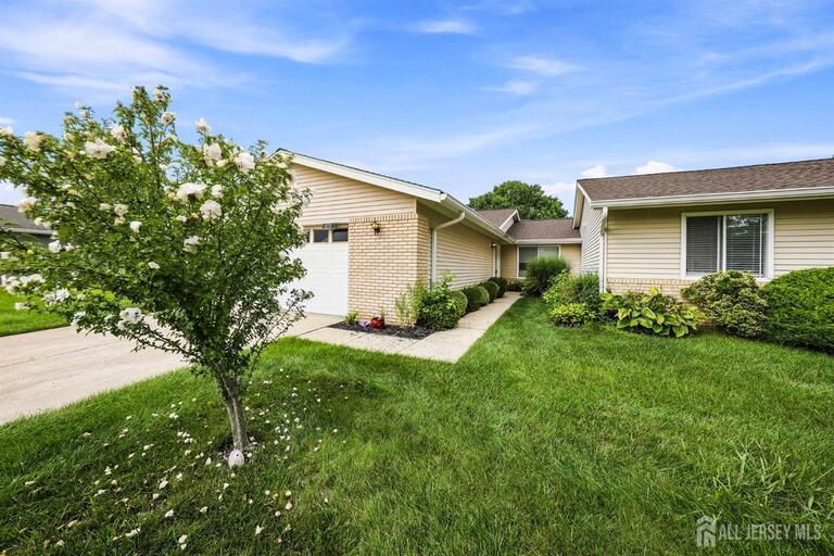 Photo 3 of 433 Andover Drive # A, Jamesburg NJ 08831, Jamesburg, NJ