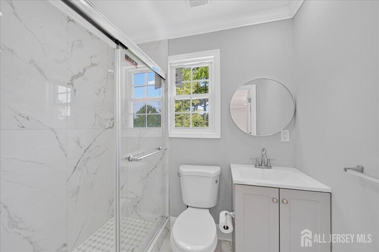 Photo 43 of 22 Mary Ellen Drive, Edison NJ 08820, Edison, NJ