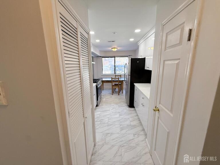 Photo 4 of 513 edison glen Terrace # 513, Edison NJ 08837, Edison, NJ