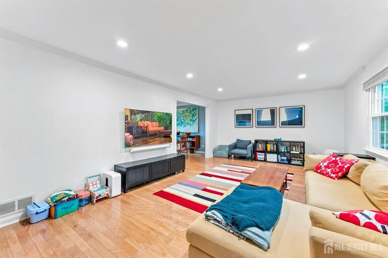 Photo 6 of 273 Grove Avenue, Metuchen NJ 08840, Metuchen, NJ