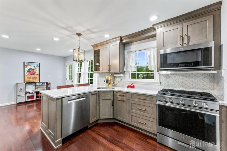 Photo 12 of 273 Grove Avenue, Metuchen NJ 08840, Metuchen, NJ