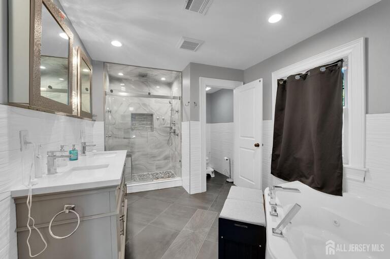 Photo 16 of 833 Salem Avenue, Hillside NJ 07205, Hillside, NJ