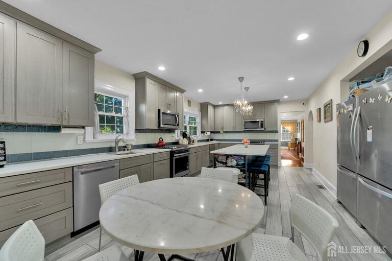 Photo 5 of 833 Salem Avenue, Hillside NJ 07205, Hillside, NJ
