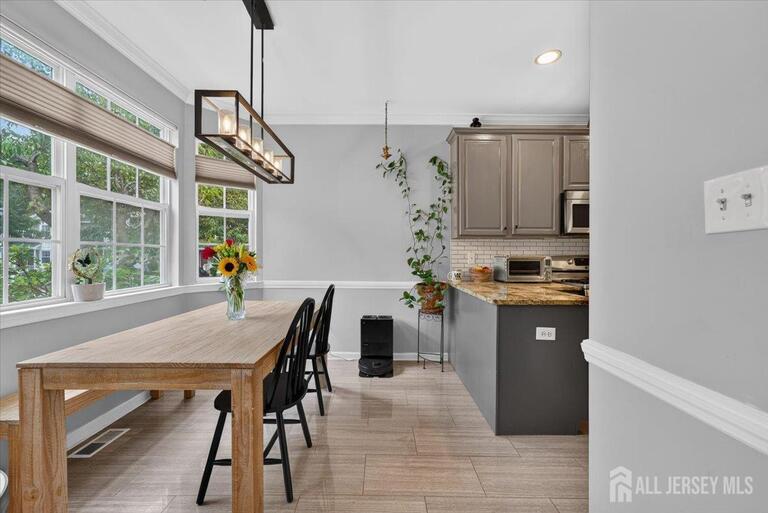 Photo 4 of 1008 Blossom Circle, South Brunswick NJ 08810, South Brunswick, NJ
