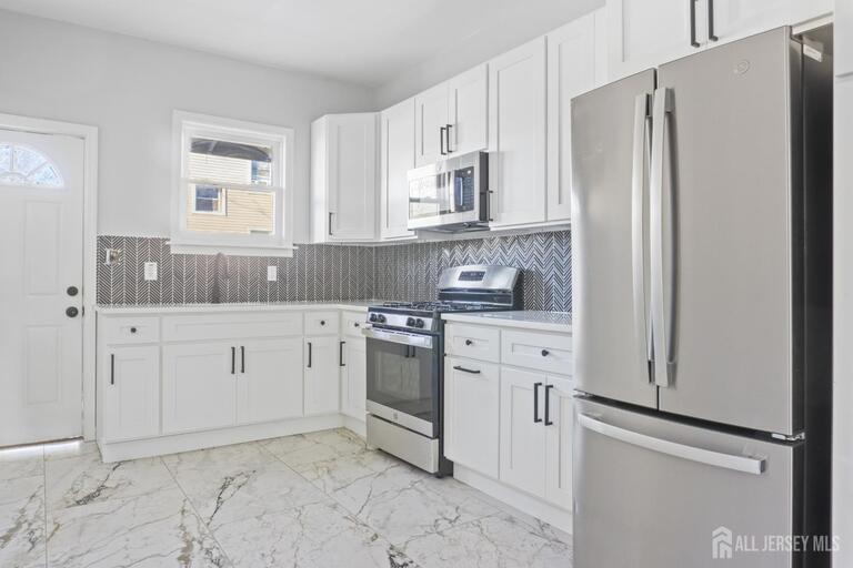 Photo 13 of 156 Lewis Street, Perth Amboy NJ 08861, Perth Amboy, NJ