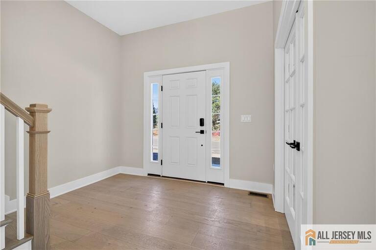 Photo 4 of 8 Arthur Lane, Cranbury NJ 08512, Cranbury, NJ