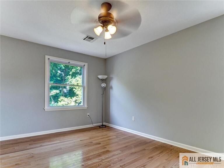 Photo 53 of 170 Prospect Avenue, Edison NJ 08817, Edison, NJ