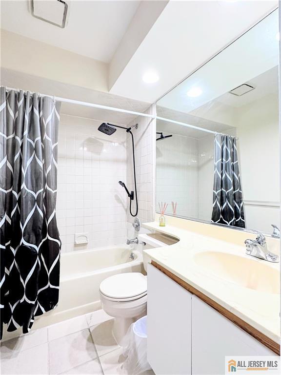 Photo 7 of 1211 Woodhaven Drive # 1211, Edison NJ 08817, Edison, NJ
