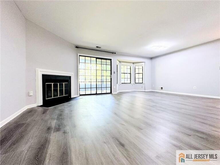 Photo 2 of 1211 Woodhaven Drive # 1211, Edison NJ 08817, Edison, NJ
