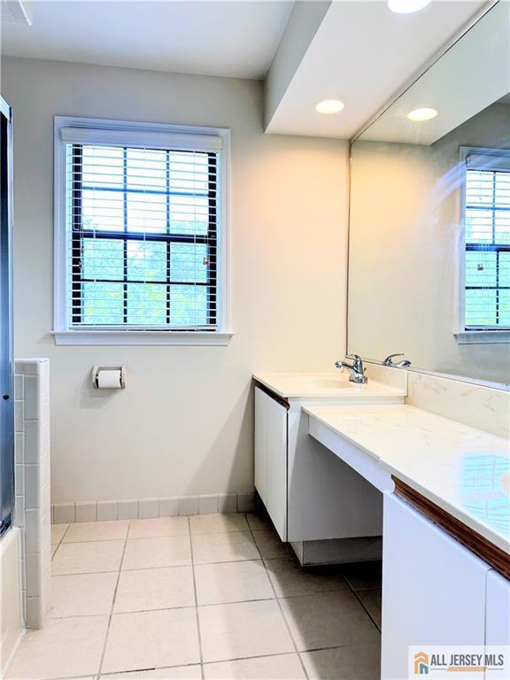 Photo 9 of 1211 Woodhaven Drive # 1211, Edison NJ 08817, Edison, NJ