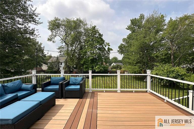 Photo 19 of 2025 Oak Tree Road, Edison NJ 08820, Edison, NJ