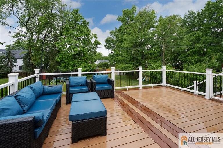 Photo 18 of 2025 Oak Tree Road, Edison NJ 08820, Edison, NJ