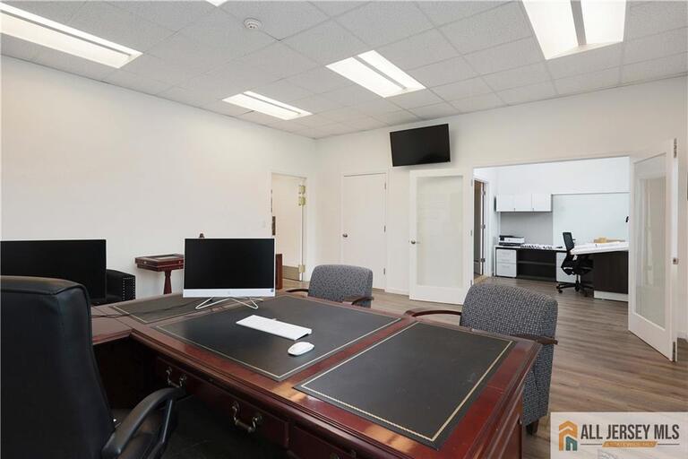 Photo 17 of 215 Washington Road, Sayreville NJ 08872, Sayreville, NJ