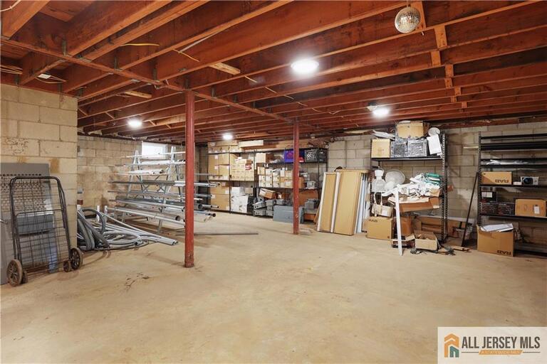 Photo 31 of 215 Washington Road, Sayreville NJ 08872, Sayreville, NJ