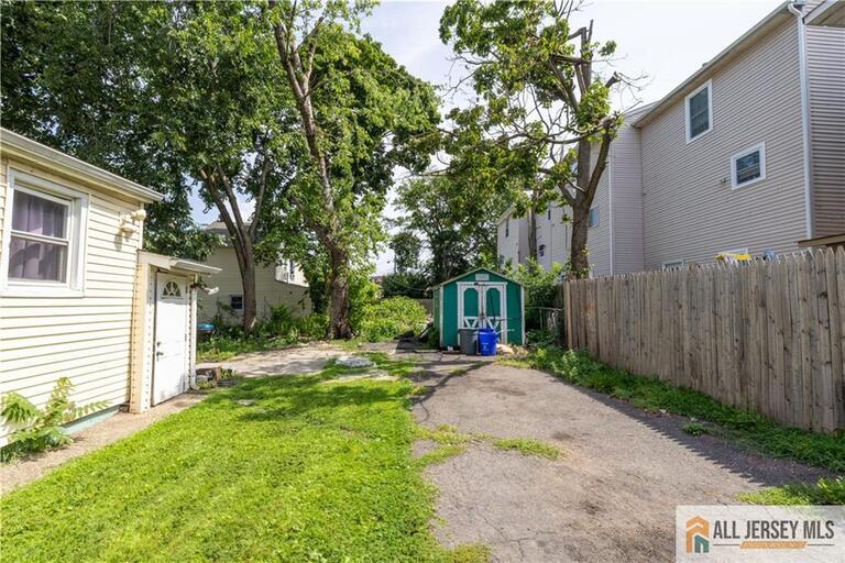 Photo 20 of 88 Hassart Street, New Brunswick NJ 08901, New Brunswick, NJ