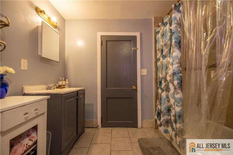 Photo 9 of 88 Hassart Street, New Brunswick NJ 08901, New Brunswick, NJ
