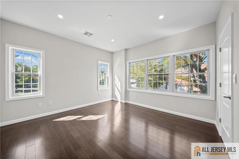 Photo 38 of 7 Mount Pleasant Avenue, Edison NJ 08820, Edison, NJ