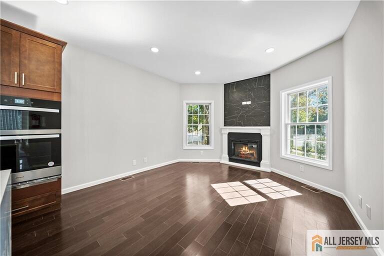 Photo 14 of 7 Mount Pleasant Avenue, Edison NJ 08820, Edison, NJ