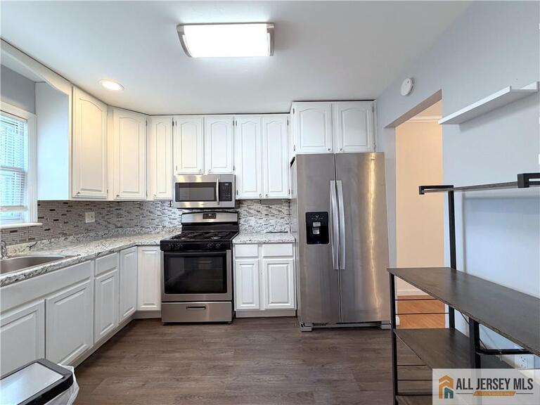 Photo 3 of 406 Cranbury Road # 7, East Brunswick NJ 08816, East Brunswick, NJ