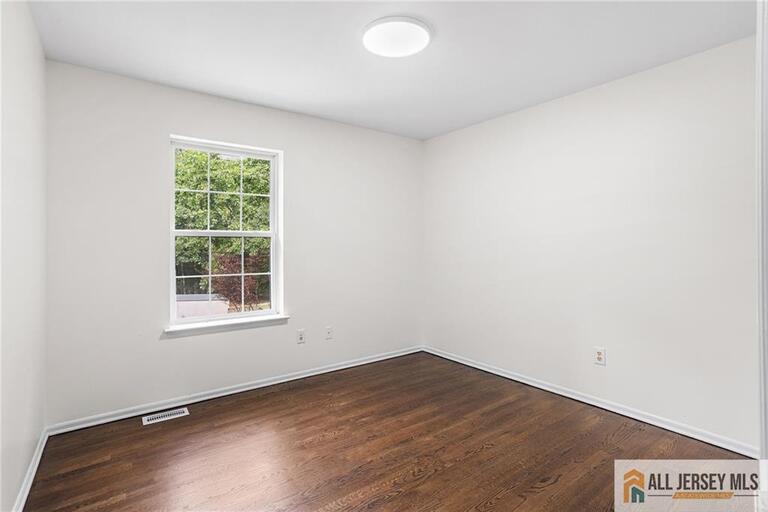 Photo 23 of 569 Buttonwood Drive, Jackson NJ 08527, Jackson, NJ
