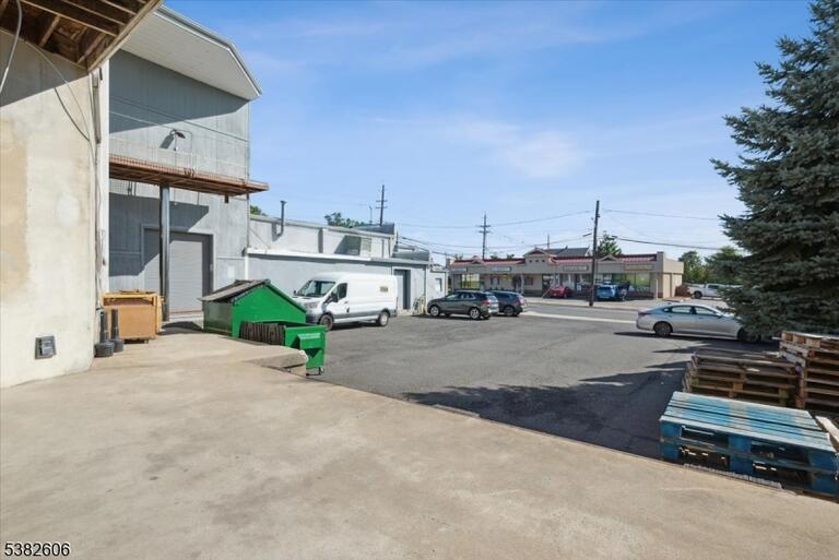 Property listing MLS 3987990 photo 11