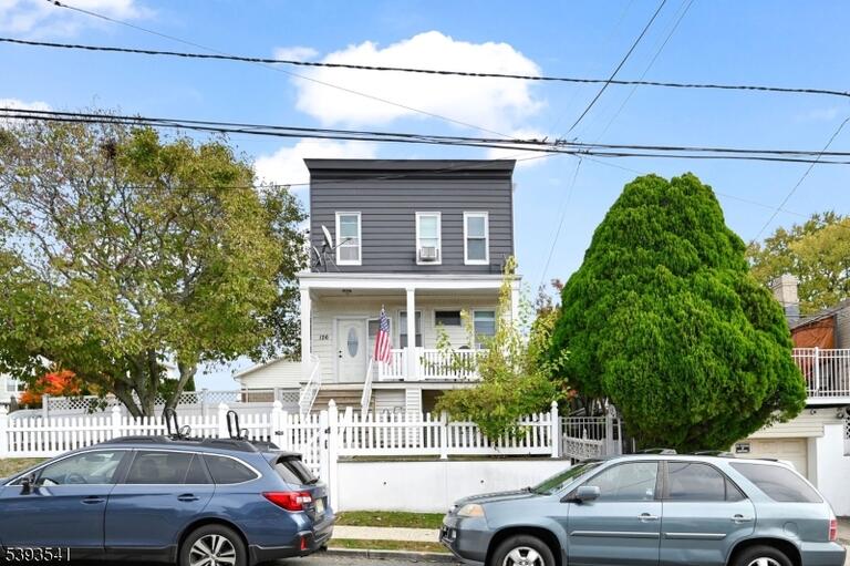 Property listing MLS 3997204 photo 1