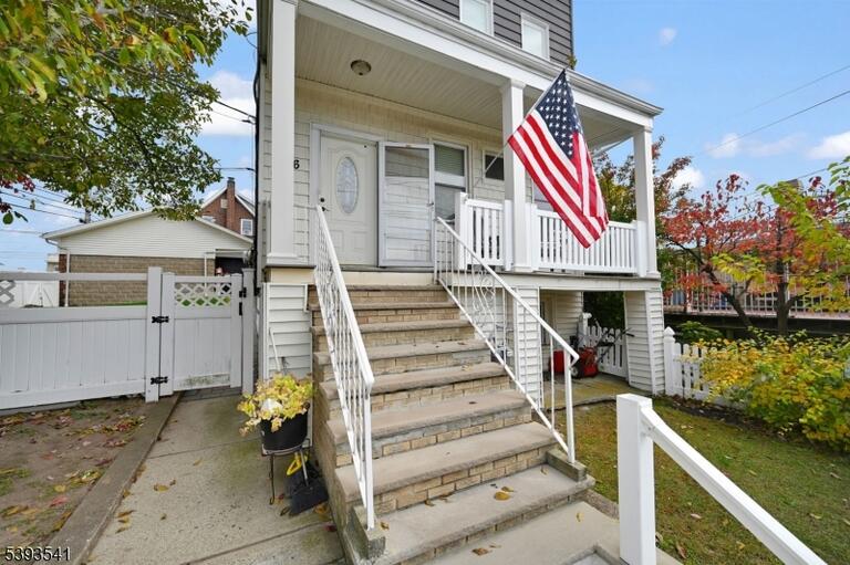 Property listing MLS 3997204 photo 4