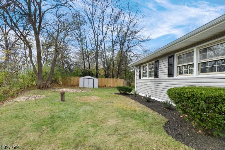 Property listing MLS 3998336 photo 8