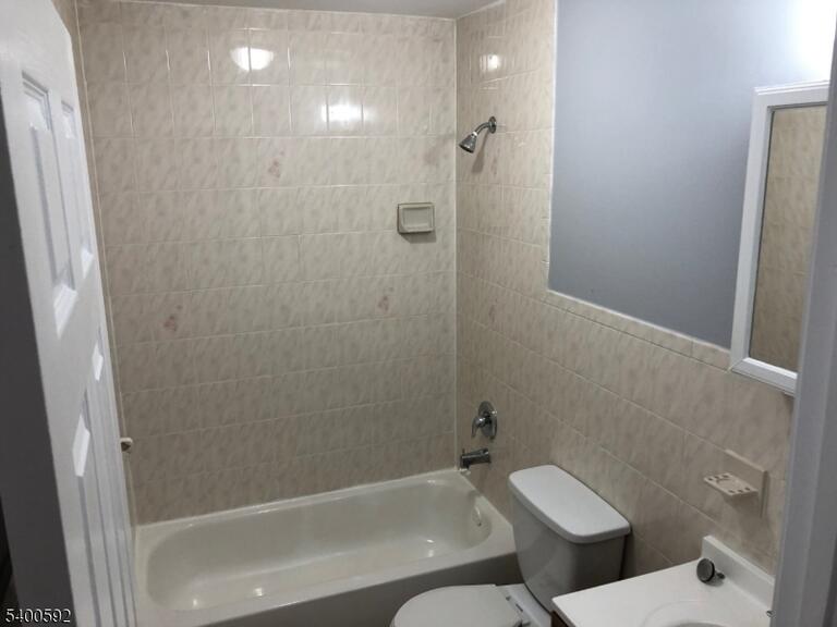 Property listing MLS 4000760 photo 8
