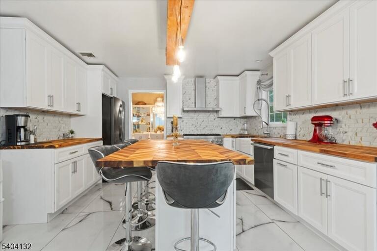 Property listing MLS 4006102 photo 16