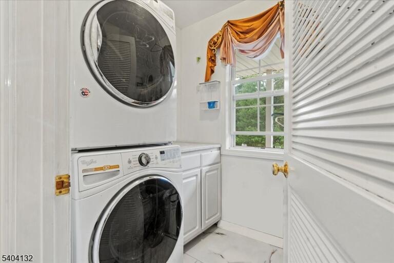 Property listing MLS 4006102 photo 40