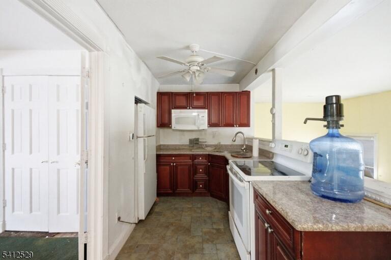 Property listing MLS 4010735 photo 26