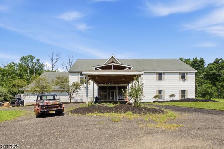 Property listing MLS 4010735 photo 8