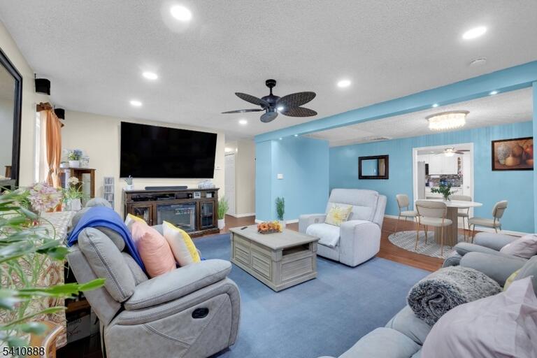 Property listing MLS 4011021 photo 11