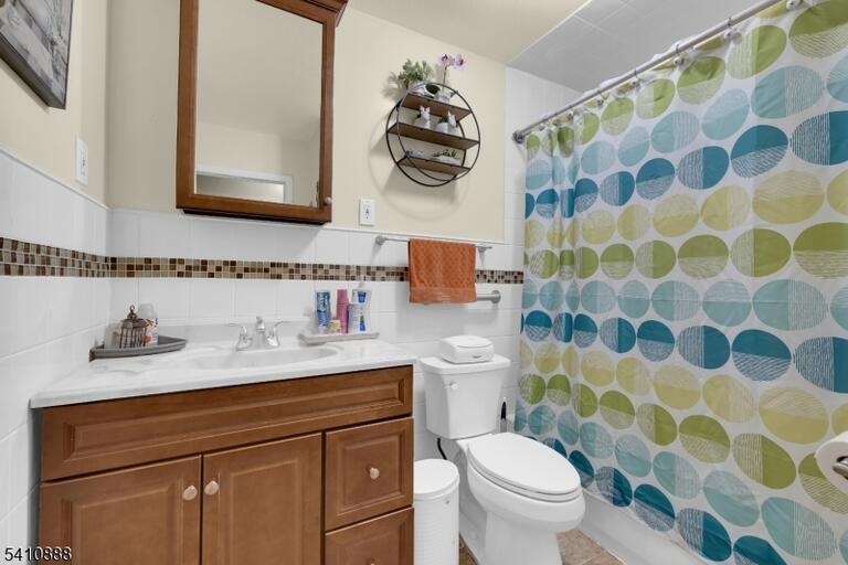 Property listing MLS 4011021 photo 22