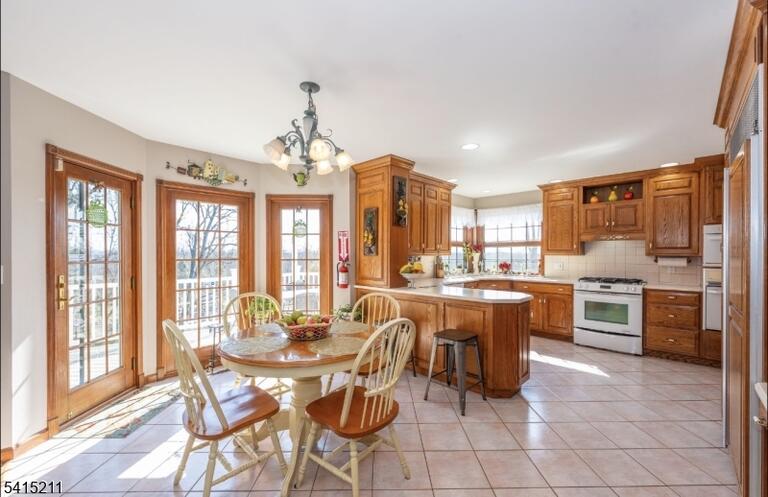 Property listing MLS 4012913 photo 16