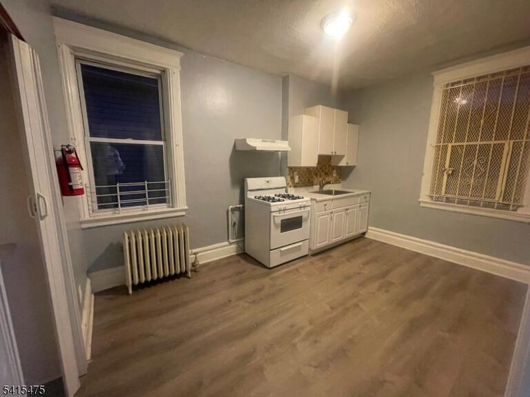 Property listing MLS 4013108 photo 2