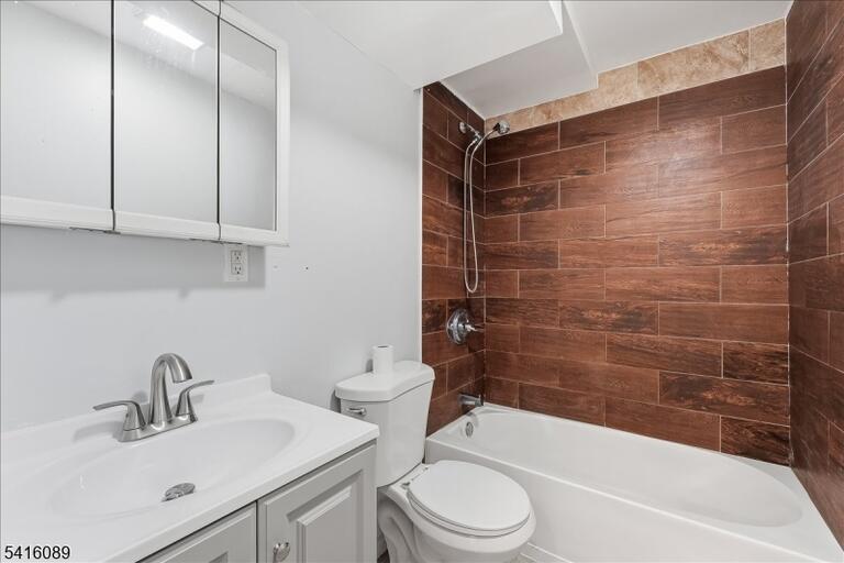 Property listing MLS 4013578 photo 26