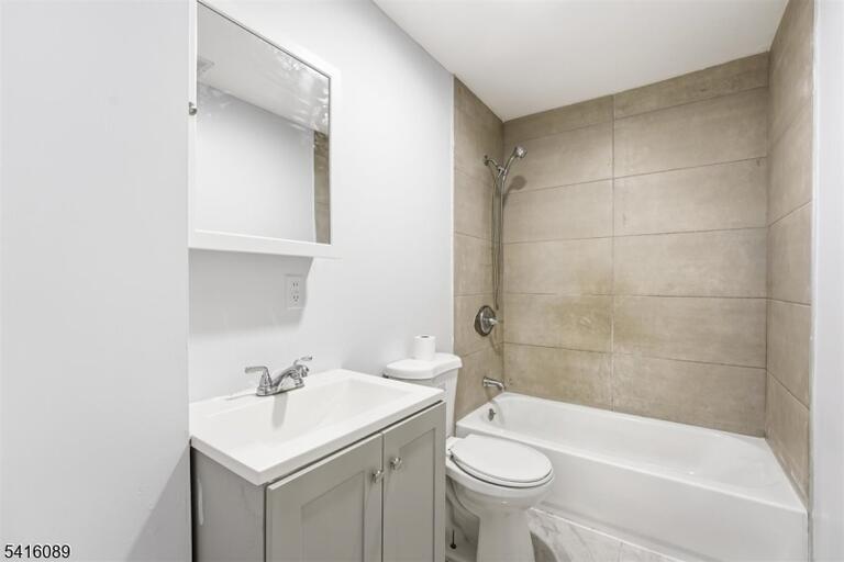 Property listing MLS 4013578 photo 6