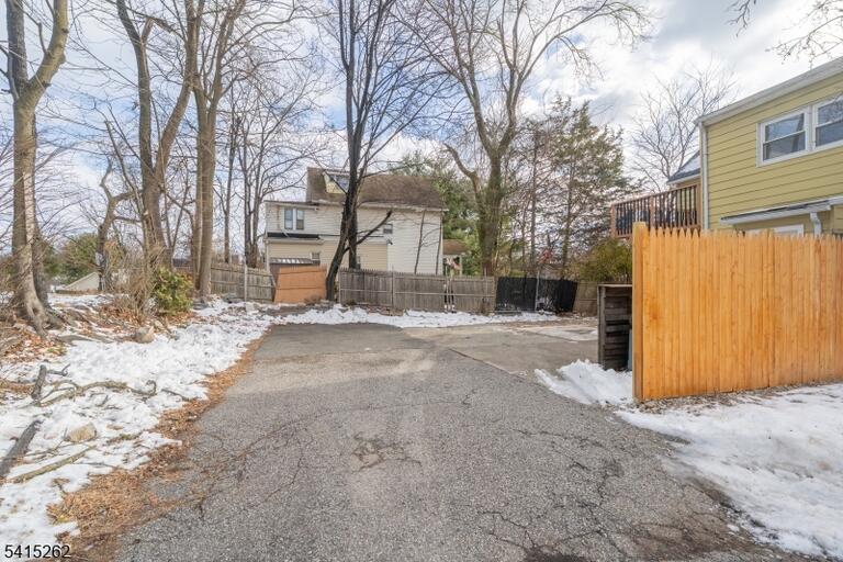 Property listing MLS 4014516 photo 2