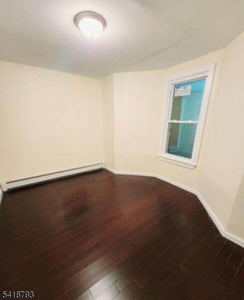 Property listing MLS 4015948 photo 4