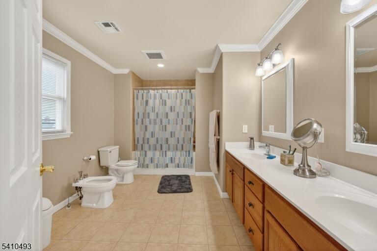 Property listing MLS 4016756 photo 24