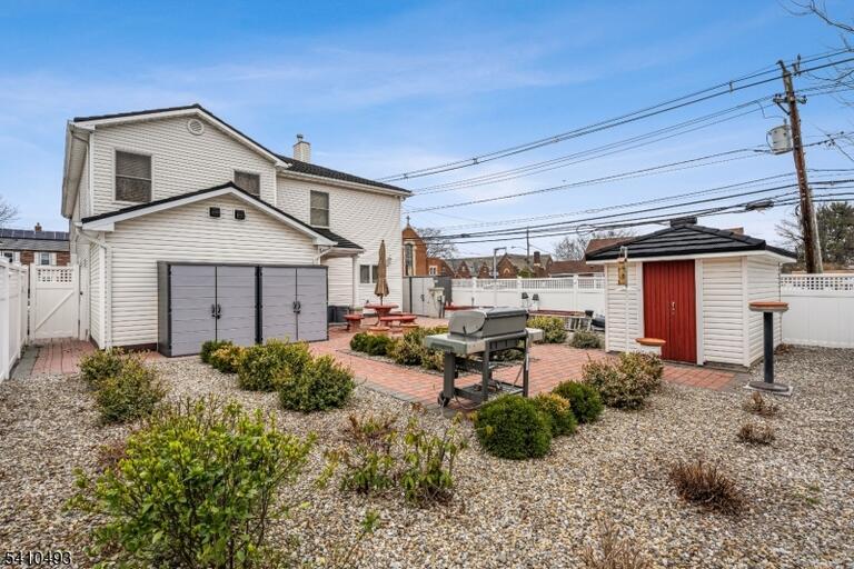 Property listing MLS 4016756 photo 31