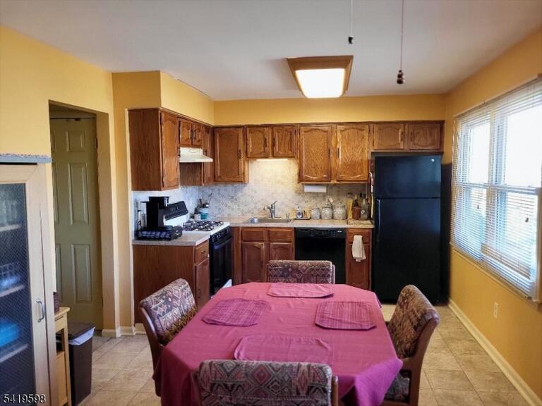 Property listing MLS 4017190 photo 5